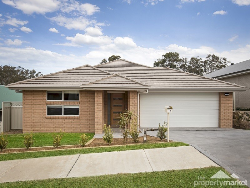 19 Goorangai Close, Wadalba NSW 2259