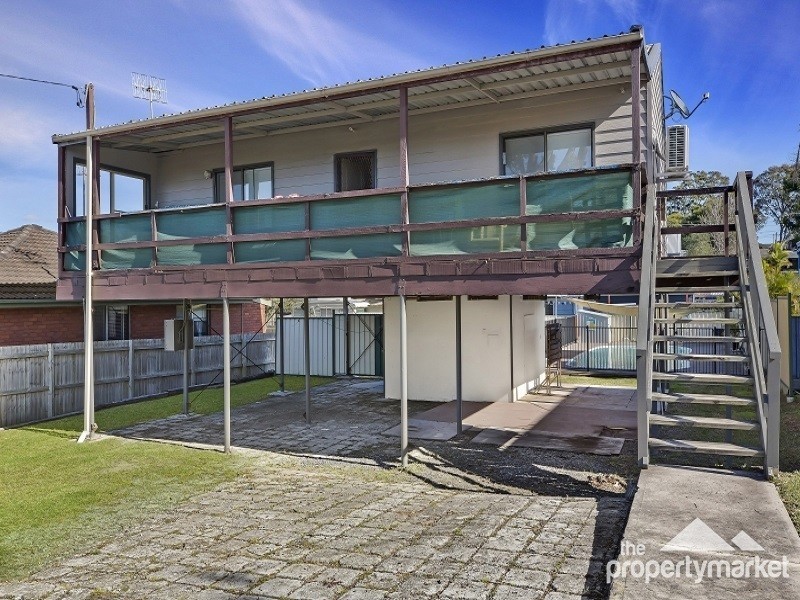 32 Arlington Street, Gorokan NSW 2263