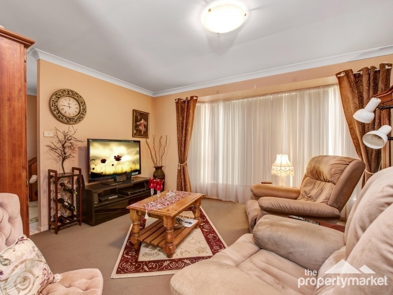 6 Linmar Close, Gwandalan NSW 2259
