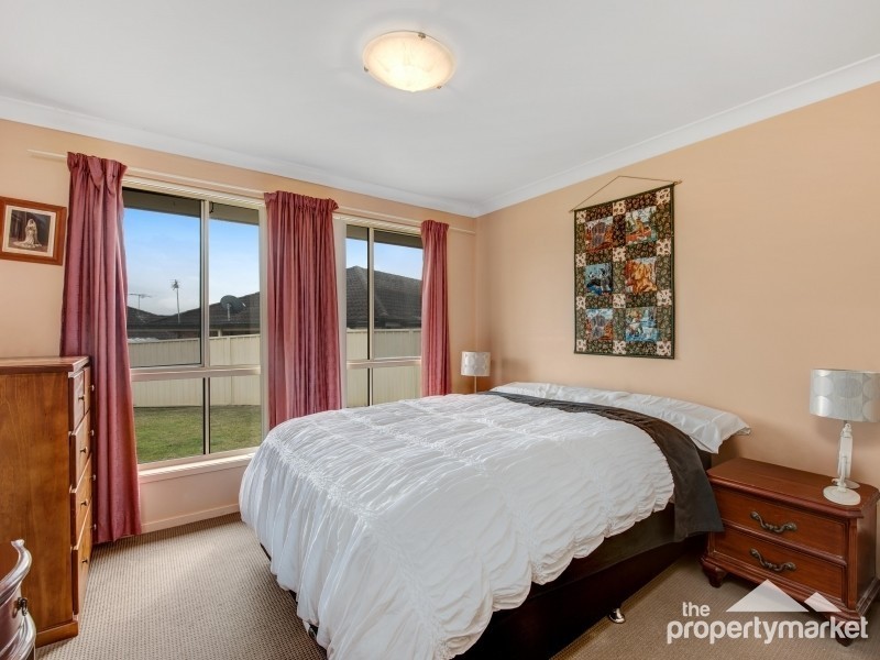 6 Linmar Close, Gwandalan NSW 2259