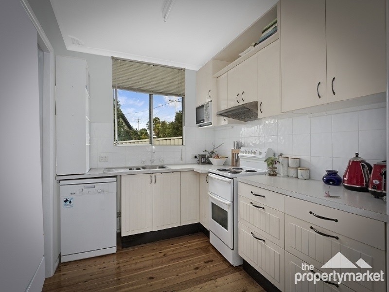 57 Henry Parkes Drive, Berkeley Vale NSW 2261