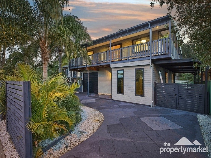 18 Elizabeth Bay Drive, Lake Munmorah NSW 2259