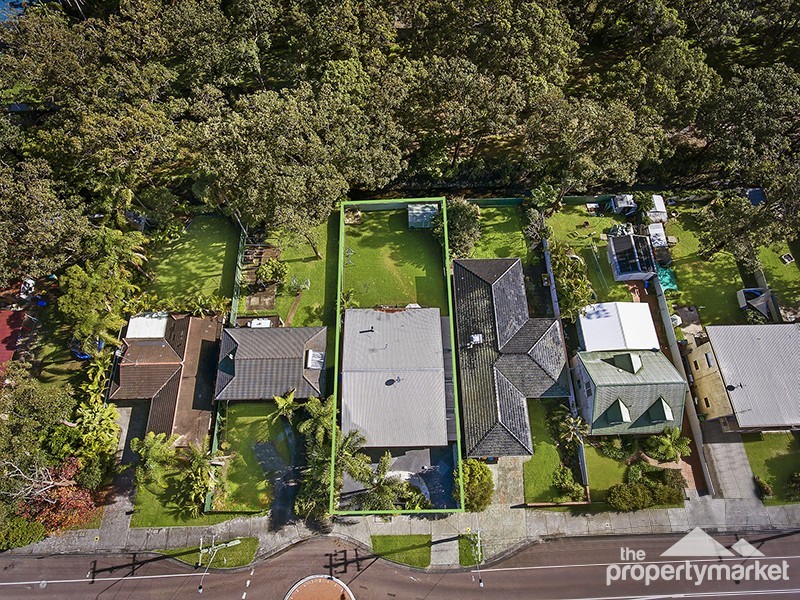 18 Elizabeth Bay Drive, Lake Munmorah NSW 2259
