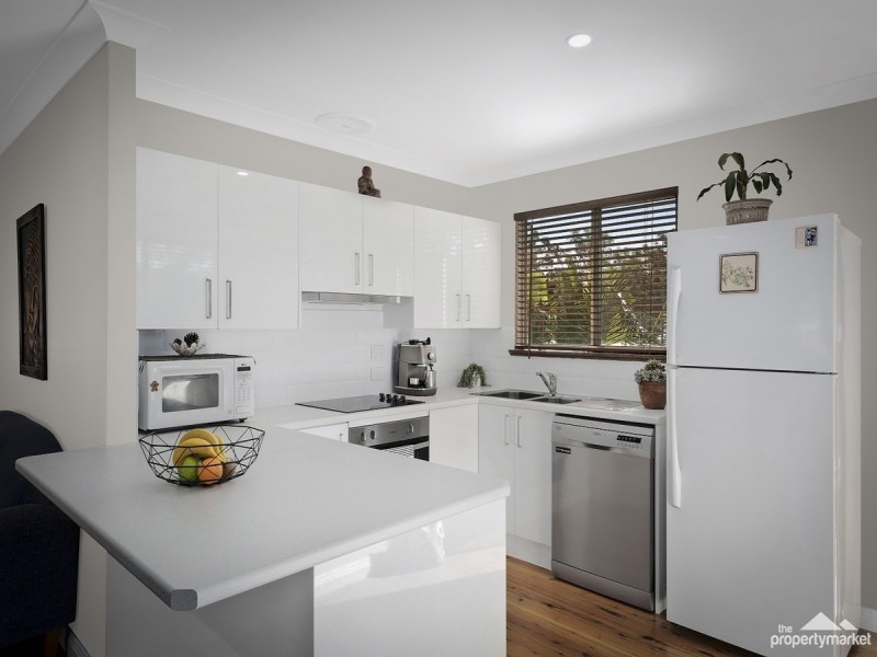 9 Peach Avenue, Tumbi Umbi NSW 2261