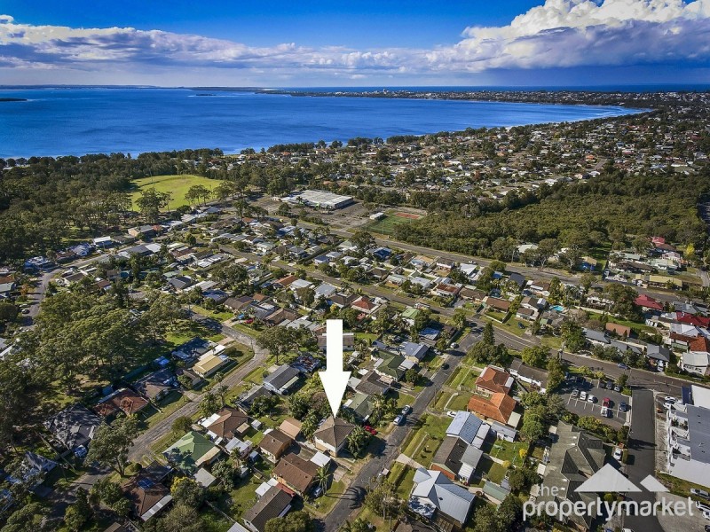 9 Peach Avenue, Tumbi Umbi NSW 2261