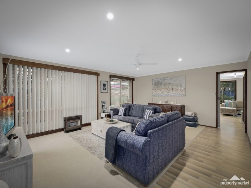 22 Lucas Cr, Berkeley Vale NSW 2261