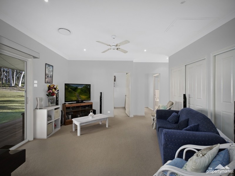 9 Simmons Close, Wyee Point NSW 2259