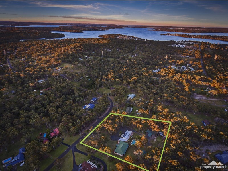 9 Simmons Close, Wyee Point NSW 2259