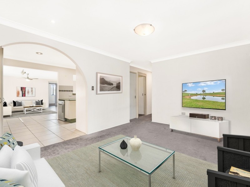 53 Audie Parade, Berkeley Vale NSW 2261