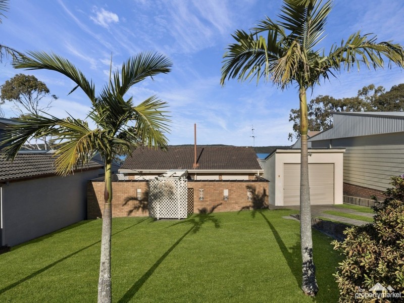 12 Noamunga Crescent, Gwandalan NSW 2259