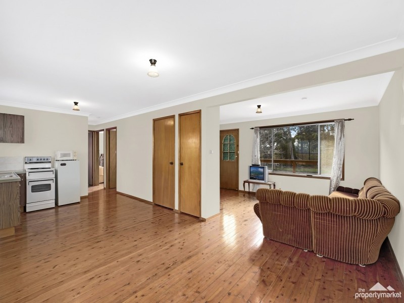 190 Elizabeth Bay Drive, Lake Munmorah NSW 2259