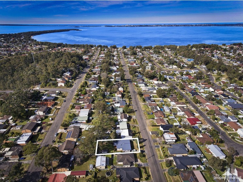 71 Albatross Road, Berkeley Vale NSW 2261