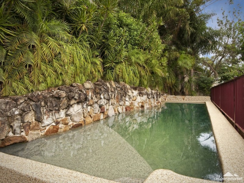 8 Peter Avenue, Forresters Beach NSW 2260