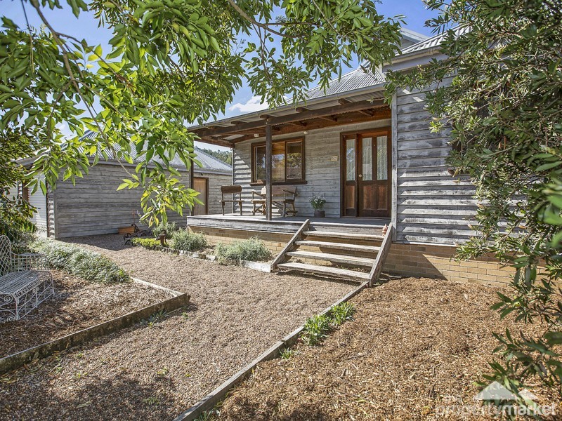 23 Linga Longa Road, Yarramalong NSW 2259