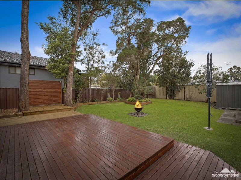 4 Erin Avenue, Berkeley Vale NSW 2261