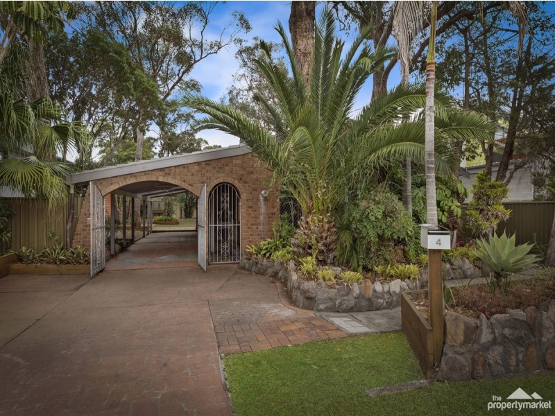 4 Erin Avenue, Berkeley Vale NSW 2261