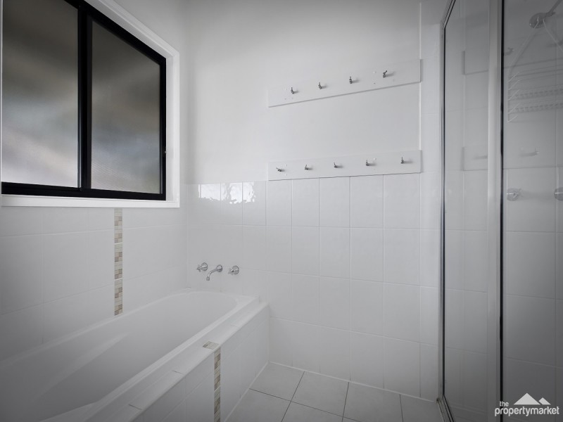 9 Lake Street, Budgewoi NSW 2262