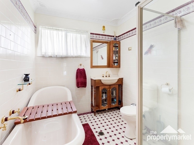9 Collendina Road, Gwandalan NSW 2259