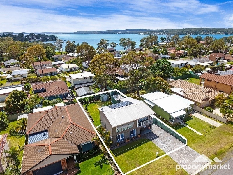 9 Collendina Road, Gwandalan NSW 2259