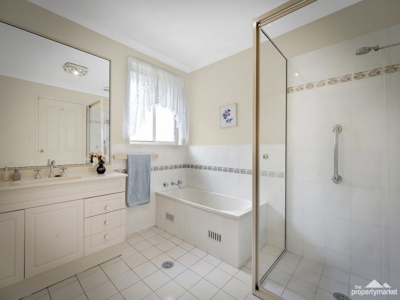 13 Woodbury Park Drive, Mardi NSW 2259