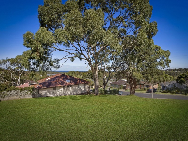 33 Braemar Drive, Wamberal NSW 2260