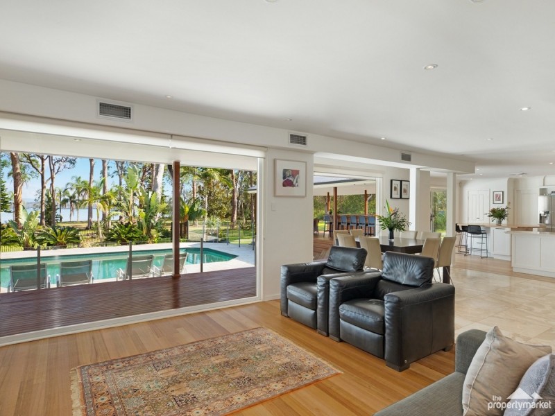 175 Cams Boulevard, Summerland Point NSW 2259