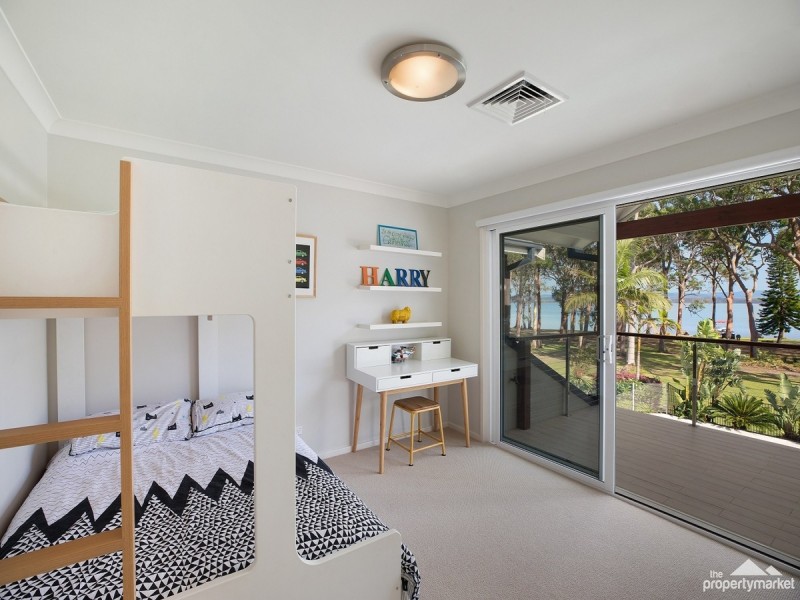 175 Cams Boulevard, Summerland Point NSW 2259