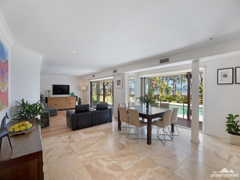 175 Cams Boulevard, Summerland Point NSW 2259