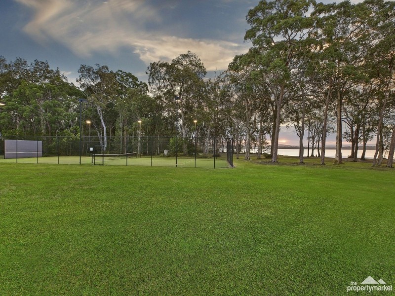 175 Cams Boulevard, Summerland Point NSW 2259