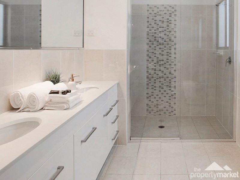 30 Gordon Avenue, Summerland Point NSW 2259