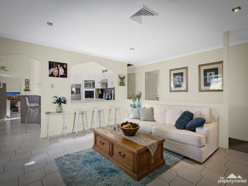 7 Greenleaf Place, Buff Point NSW 2262