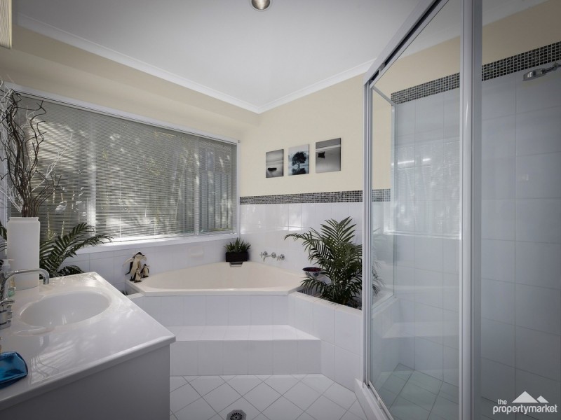 7 Greenleaf Place, Buff Point NSW 2262