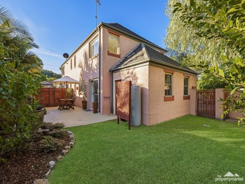 1/2 Hawthorn Place, Mardi NSW 2259