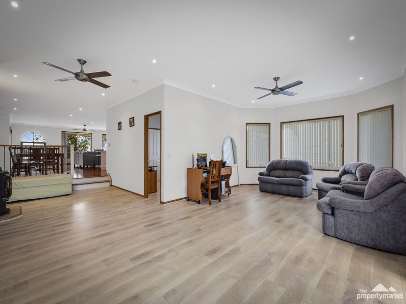60 Kullaroo Road, Summerland Point NSW 2259