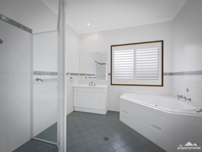60 Kullaroo Road, Summerland Point NSW 2259