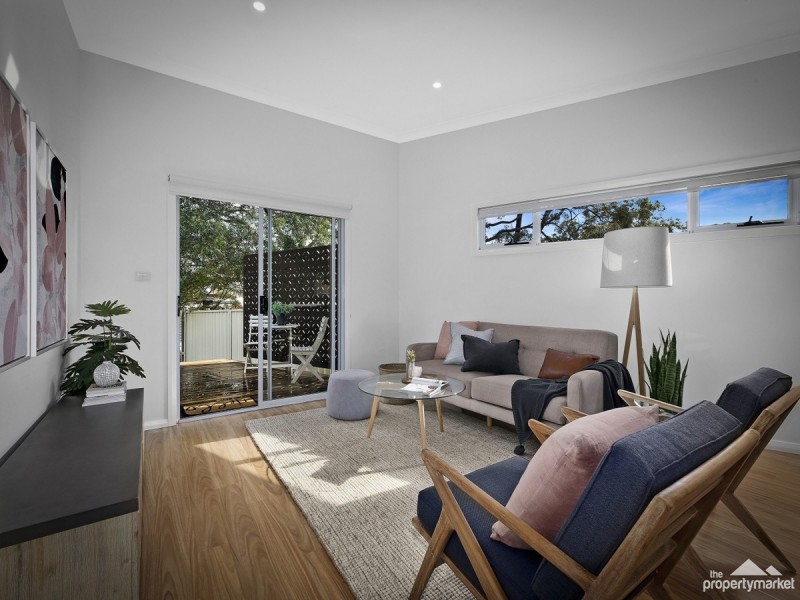 17 Summerland Road, Summerland Point NSW 2259