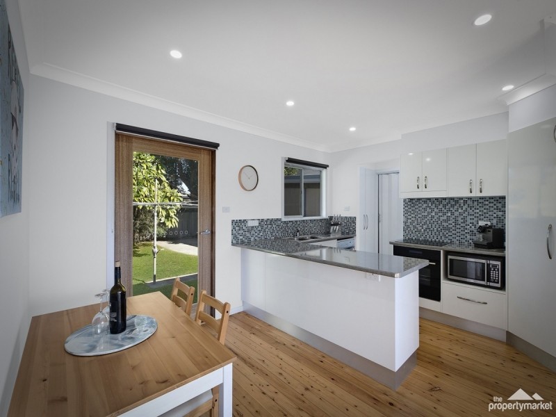 1 Barnard Crescent, Toukley NSW 2263