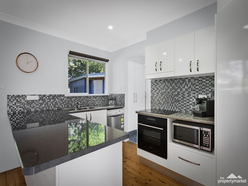 1 Barnard Crescent, Toukley NSW 2263