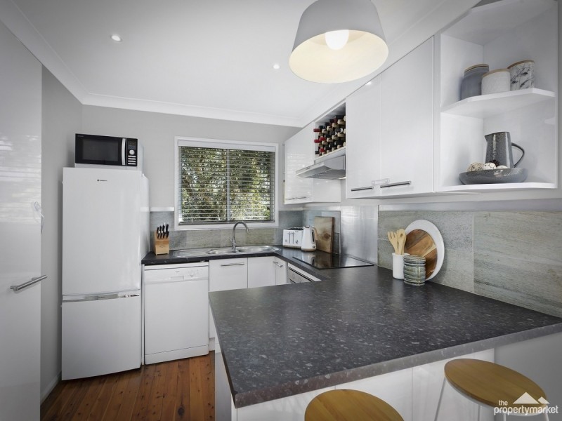 4 Lauren Avenue, Lake Munmorah NSW 2259