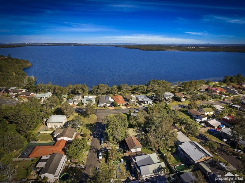 4 Lauren Avenue, Lake Munmorah NSW 2259