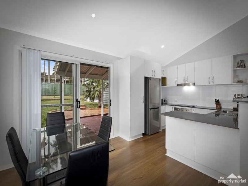 9 Kapala Avenue, Summerland Point NSW 2259