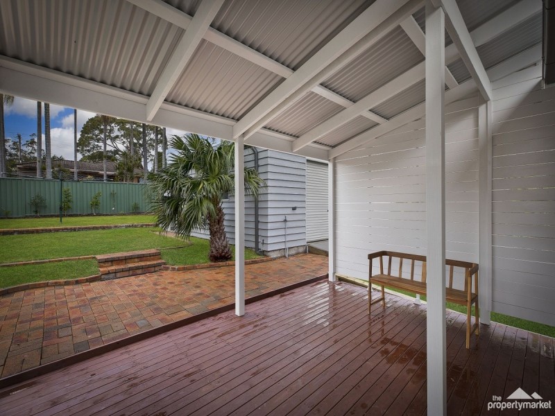 9 Kapala Avenue, Summerland Point NSW 2259