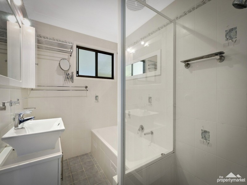 8 Cudgee Avenue, Summerland Point NSW 2259