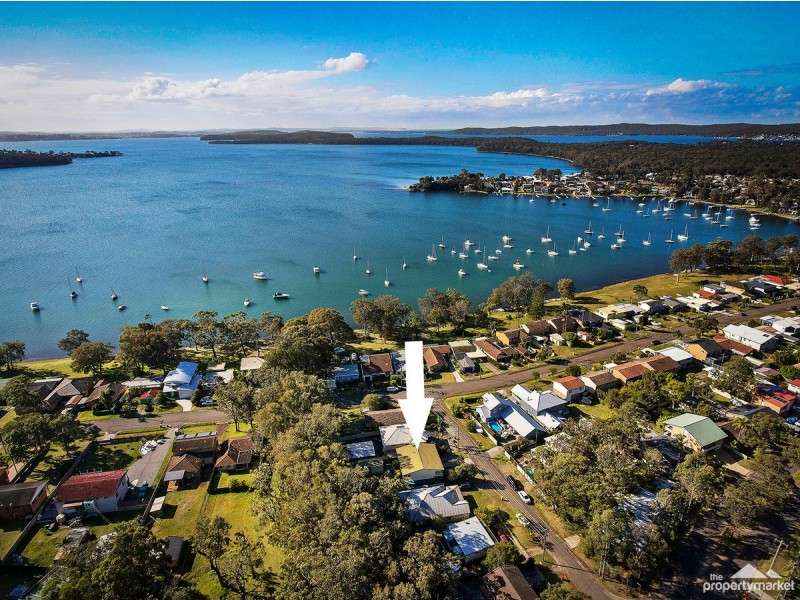 8 Cudgee Avenue, Summerland Point NSW 2259