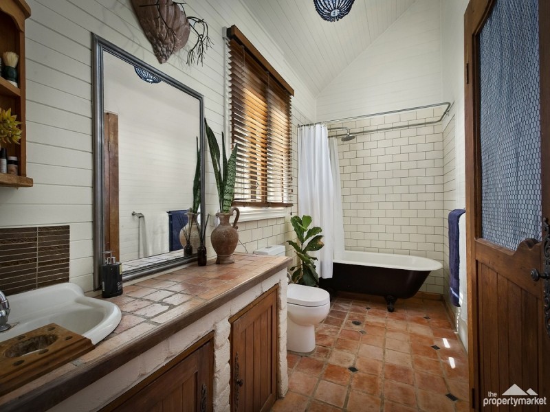 52 Trevally Avenue, Chain Valley Bay NSW 2259