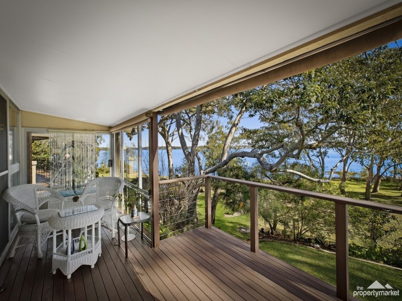 137 Kullaroo Road, Summerland Point NSW 2259