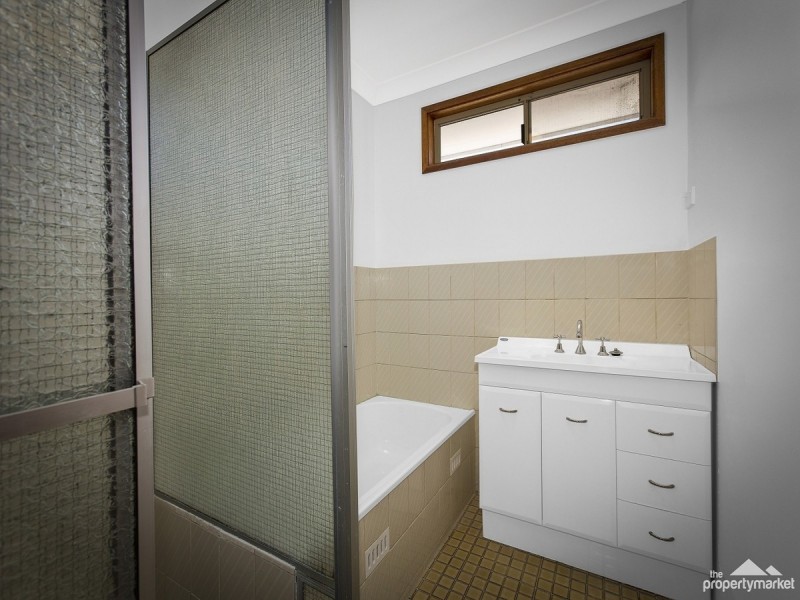 8/10-12 Lake Street, Budgewoi NSW 2262