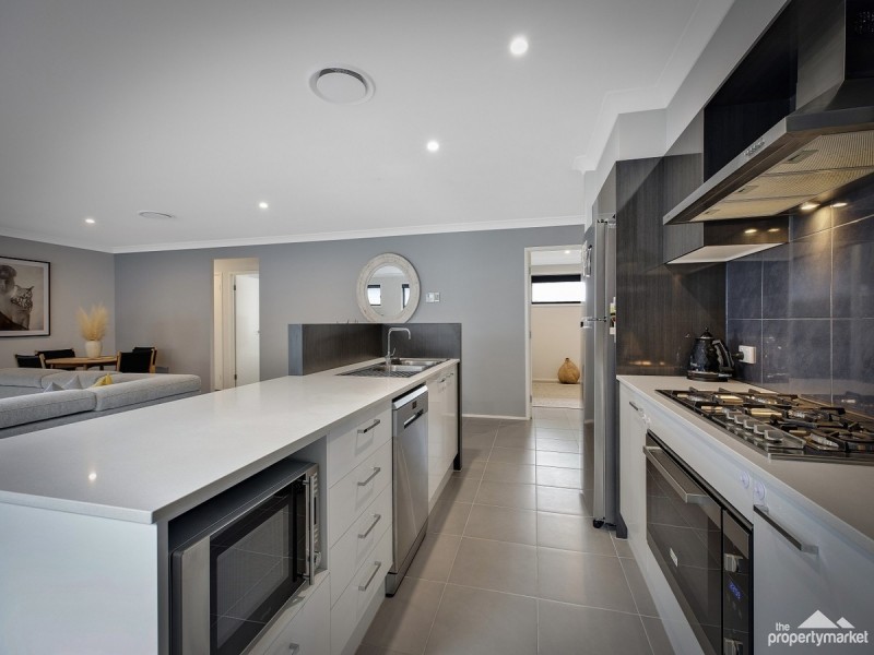 43a Gordon Avenue, Summerland Point NSW 2259