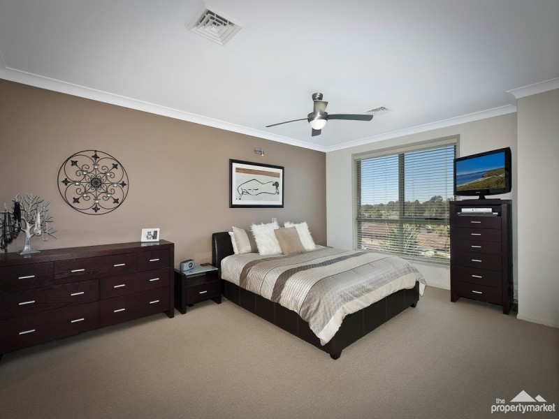 8 Treeview Place, Mardi NSW 2259