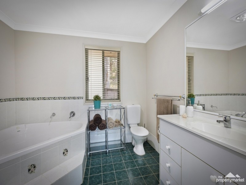 8 Treeview Place, Mardi NSW 2259